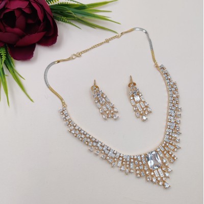 Luxe Glamorous Necklace Set
